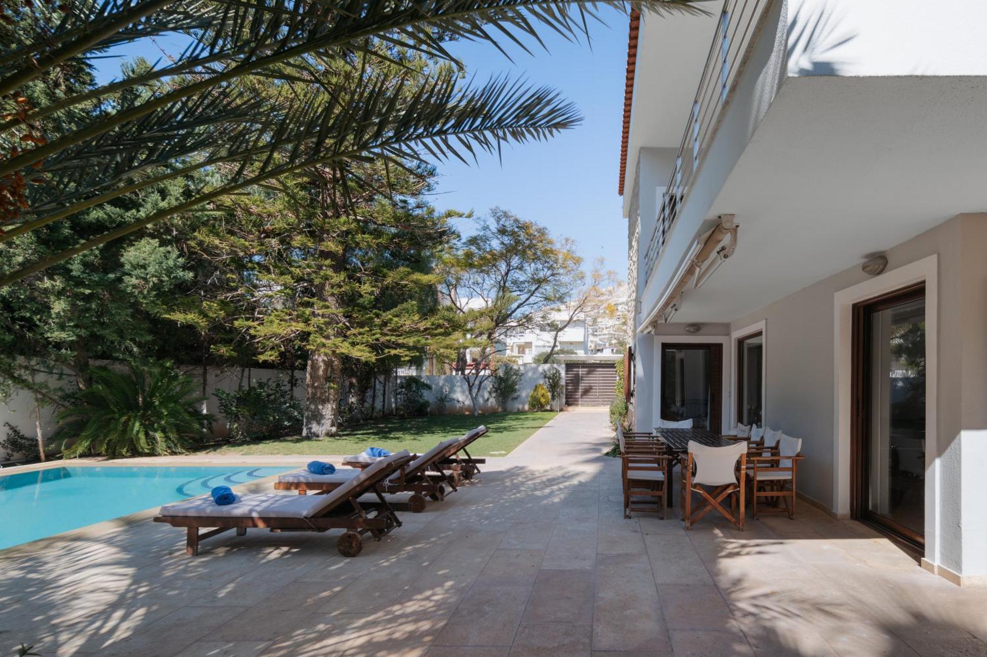 Villa Saronida Dış mekan fotoğraf